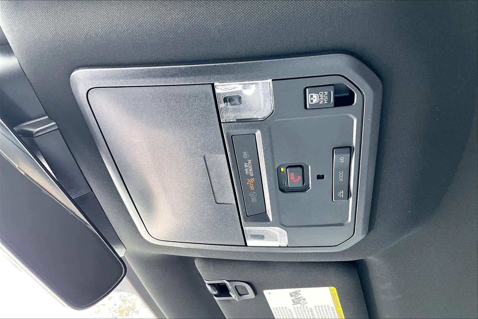Used 2025 Wind Chill Pearl Toyota Limited Hybrid image 32