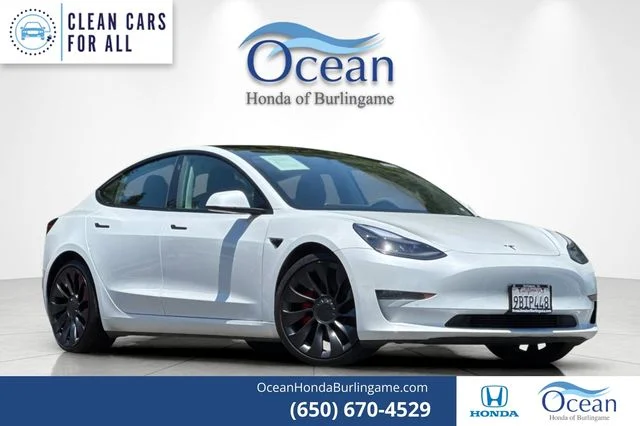 Used 2022  Tesla Performance image 1