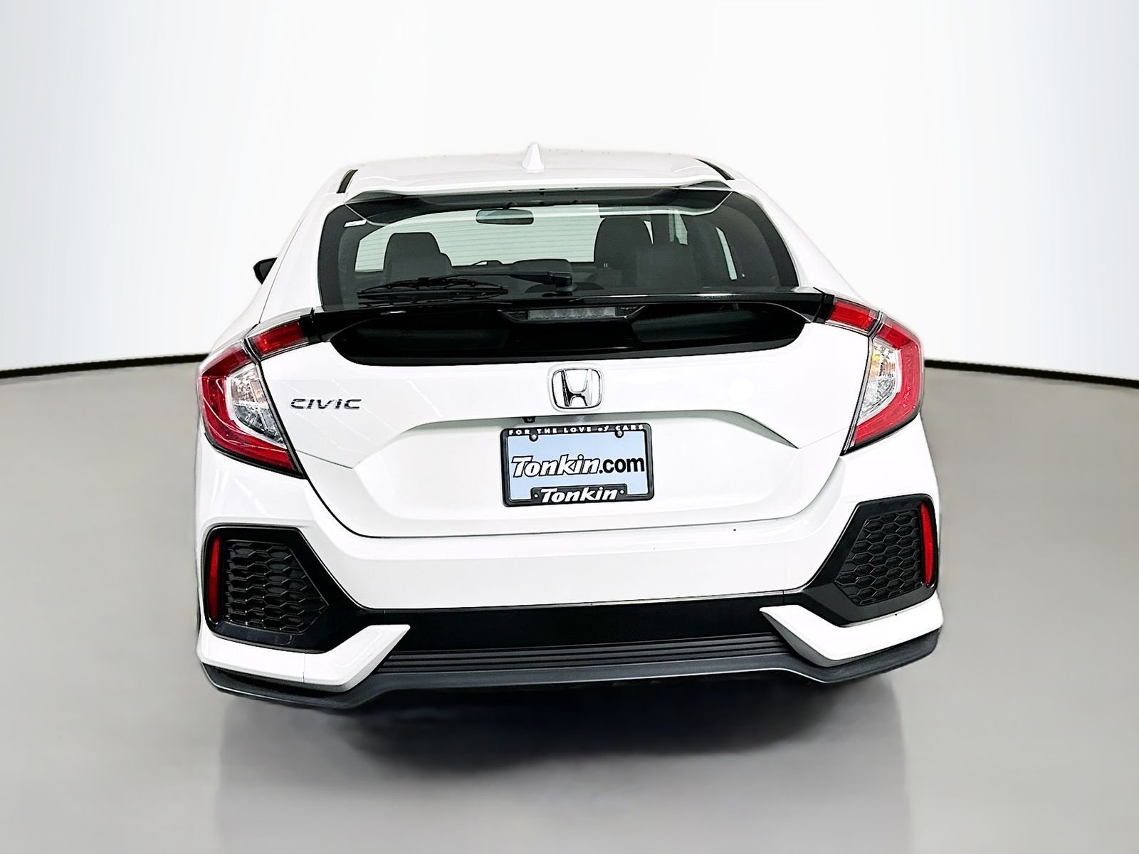 Used 2018 White Honda EX image 6