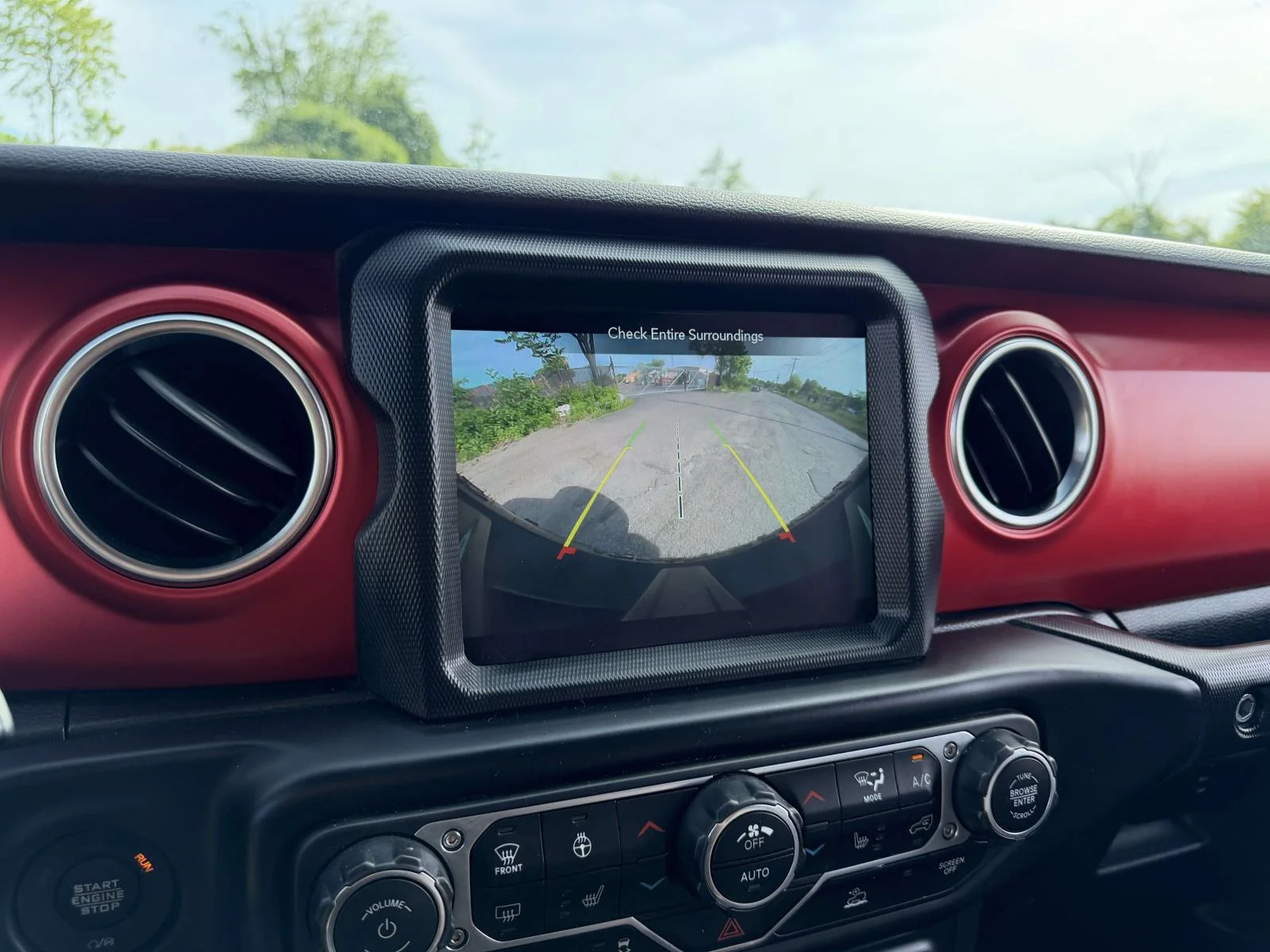 Used 2022 Gray Jeep Rubicon image 22