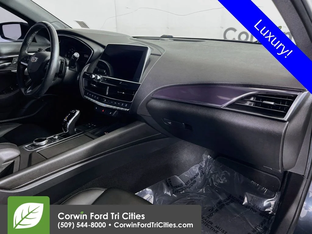 Used 2020 Gray Cadillac Luxury image 30