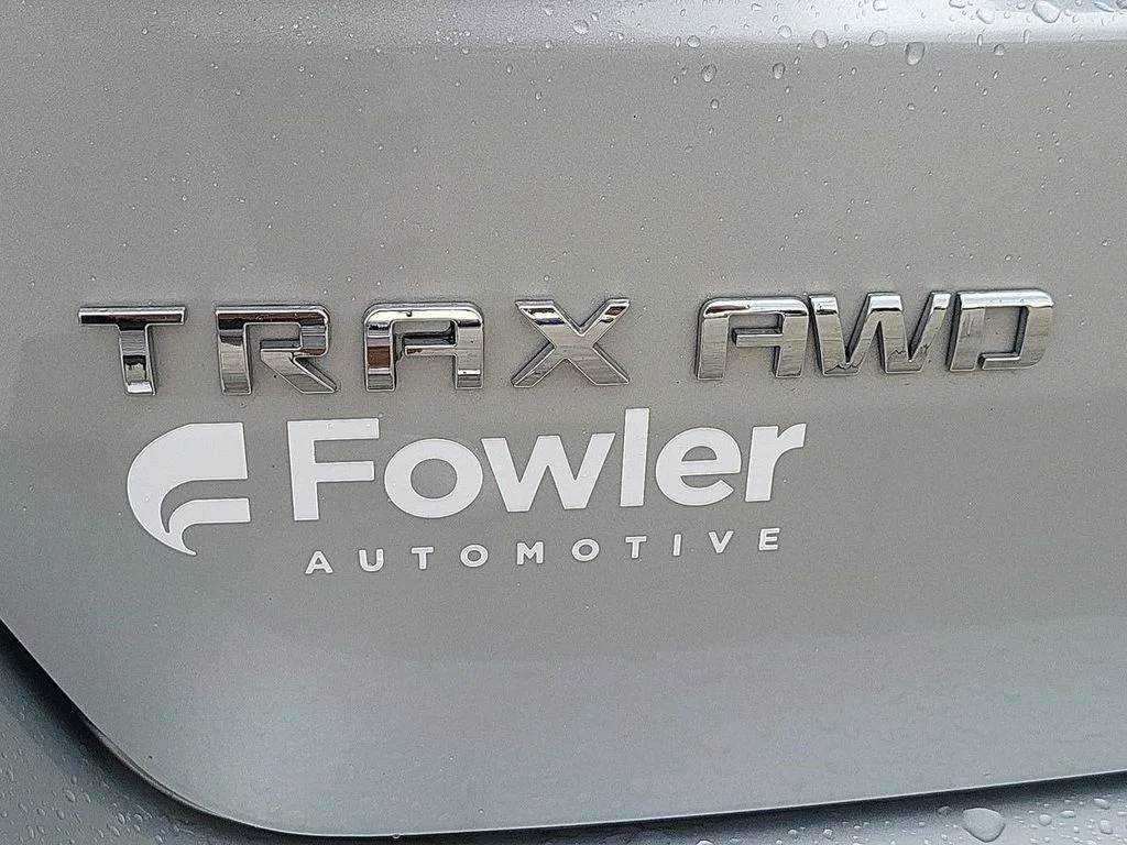 Used 2022 Silver Ice Metallic Chevrolet LT image 37