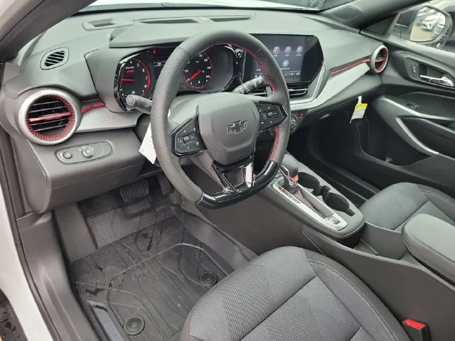 2026 Chevrolet Trax RS - Photo 15