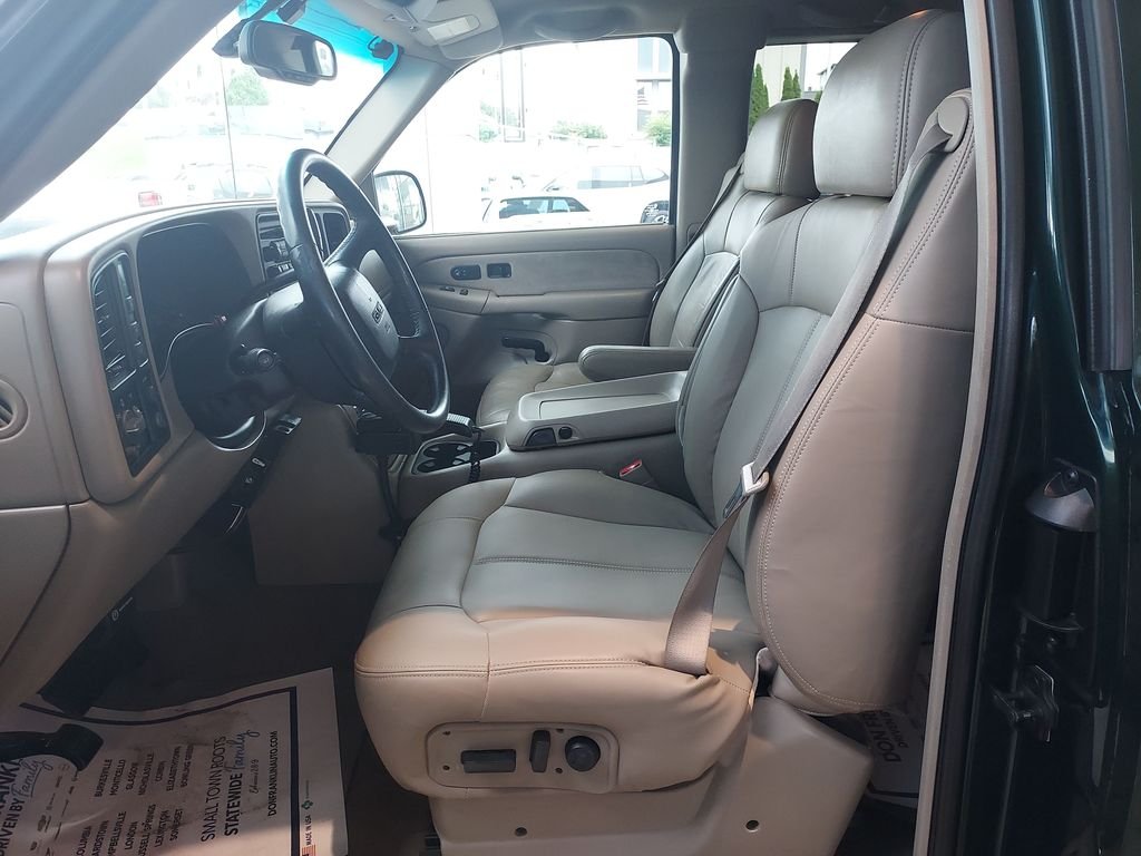 Used 2001 Green GMC SLE image 13