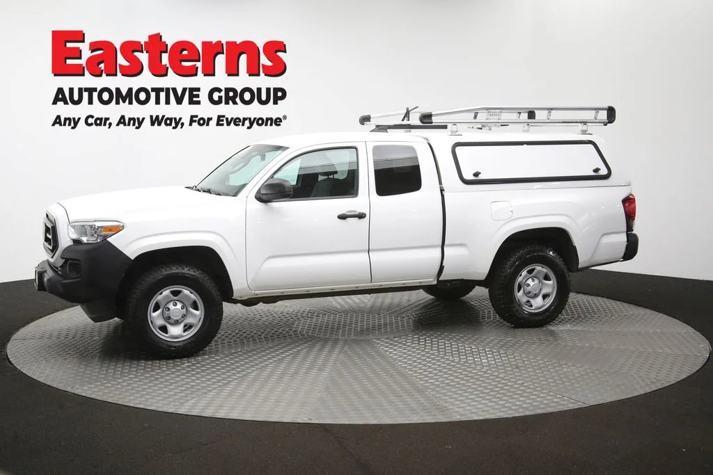 Used 2020 White Toyota SR image 55