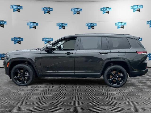Certified Used 2023 Gray Jeep Limited image 3