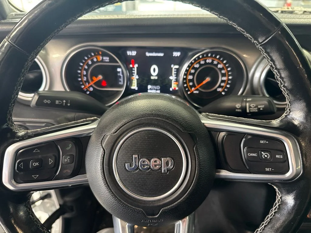 Used 2021 White Jeep Overland image 16