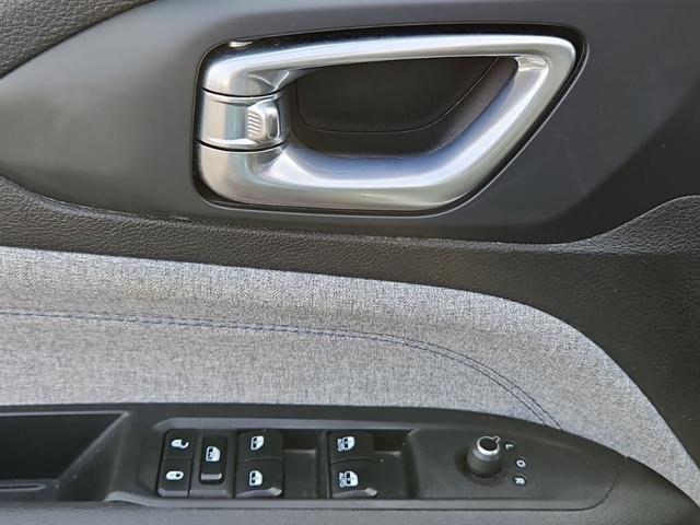2023 Jeep Compass Latitude - Photo 24