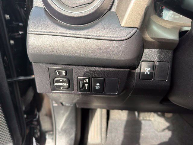 Used 2015 Black Toyota LE image 11