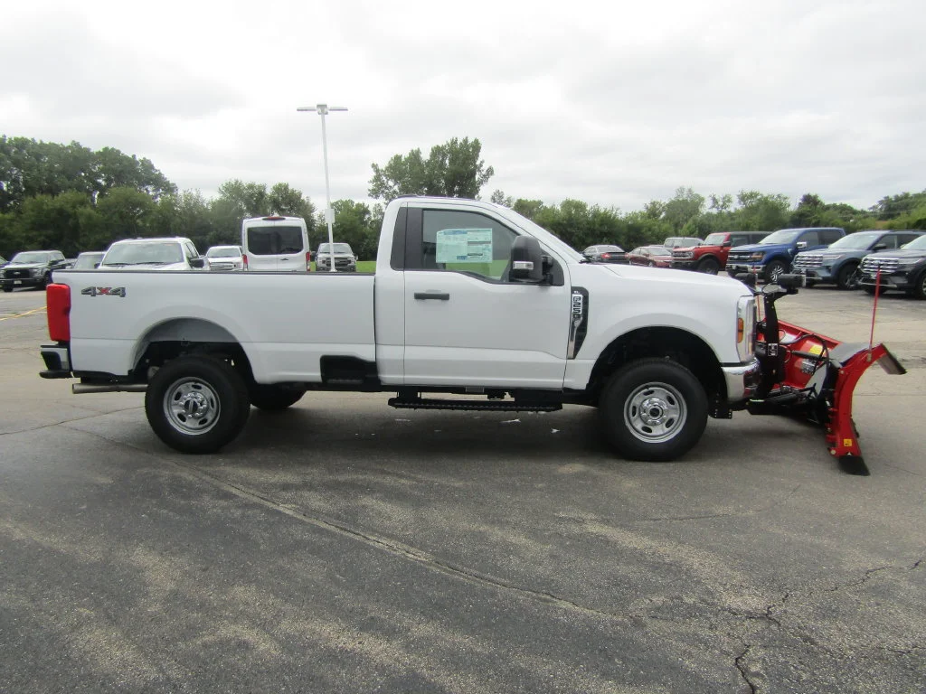 New 2026 Oxford White Ford F-250® XL image 9