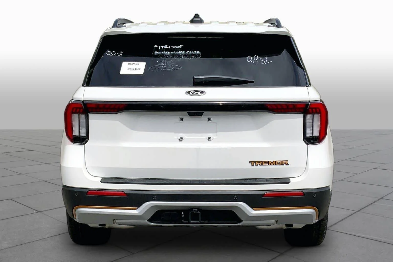 New 2026 Star White Metallic Tri-Coat Ford Tremor® image 4