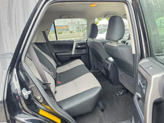 Used 2018 Midnight Black Metallic Toyota SR5 image 14