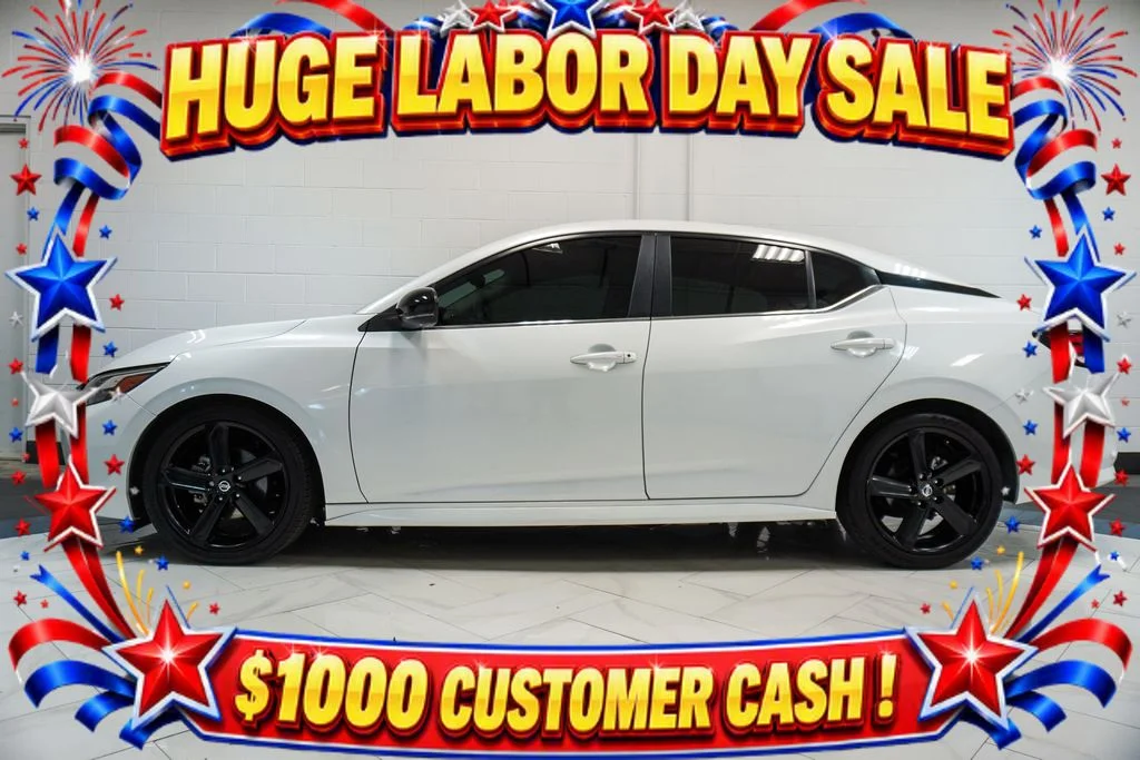Used 2022 White Nissan SR image 28