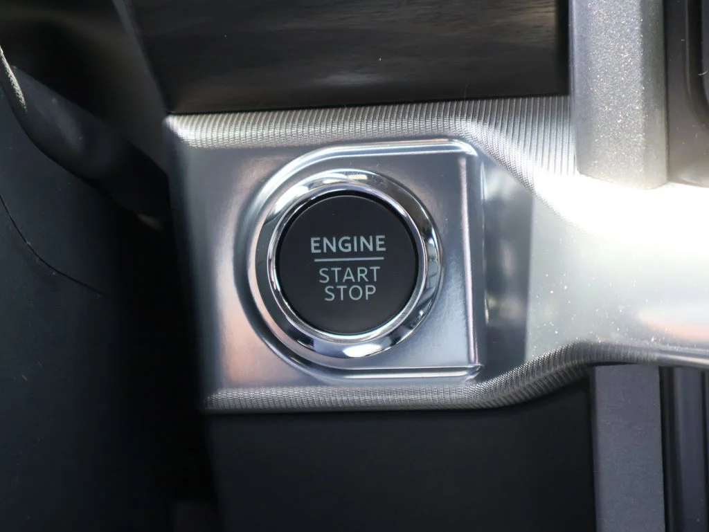 New 2026 Iconic Silver Metallic Ford Lariat® image 34