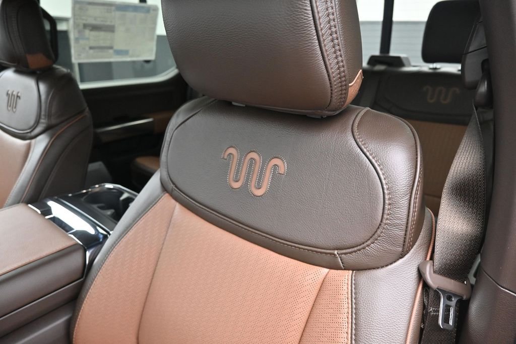 New 2026 Star White Metallic Tri-Coat Ford King Ranch® image 19