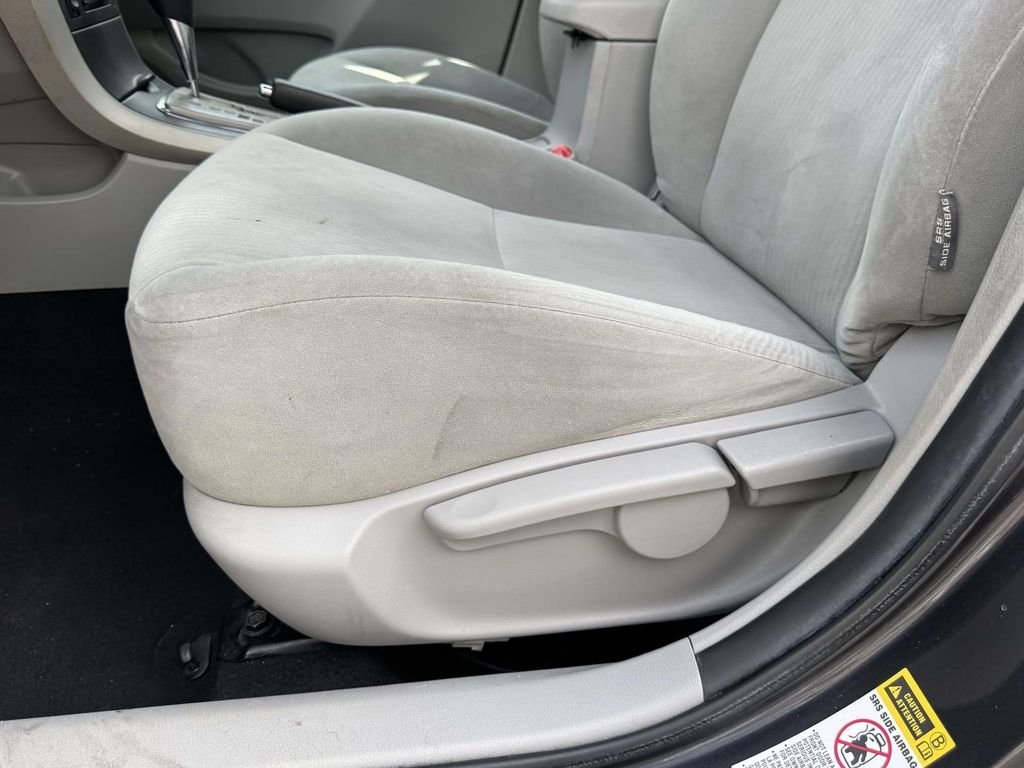 Used 2010 Black Toyota  image 18
