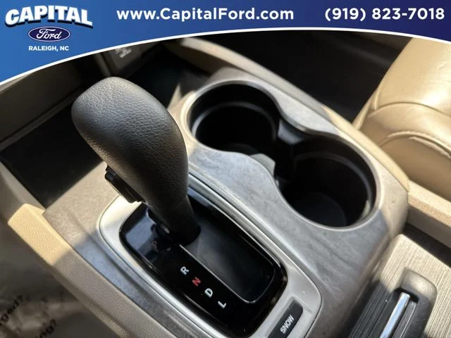 Used 2017  Honda EX-L image 31