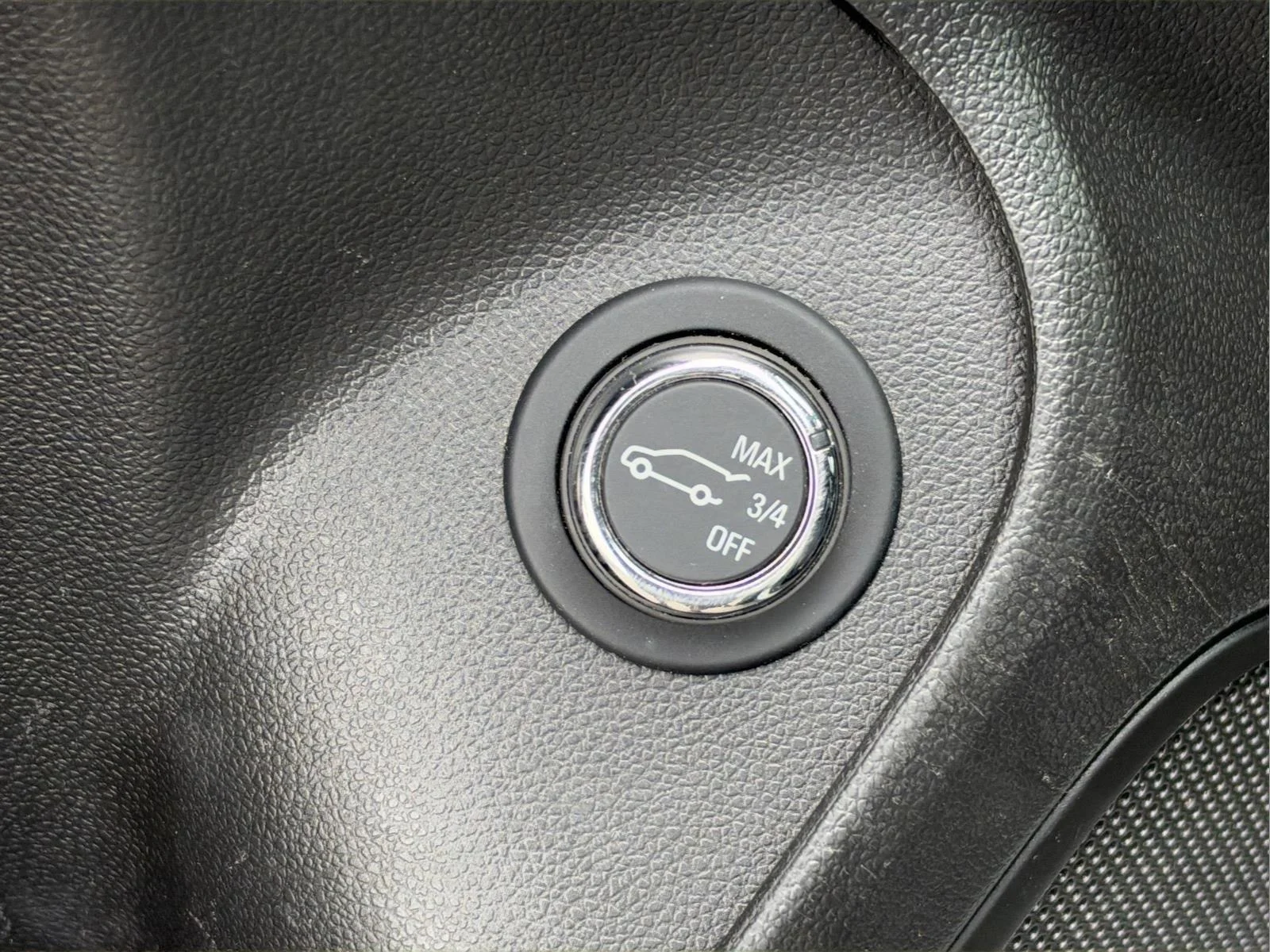 Used 2025 Moonstone Gray Metallic Buick Preferred image 21