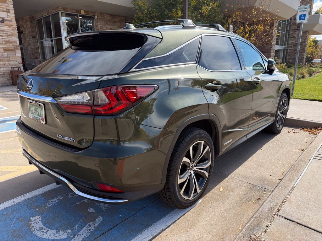 Certified Used 2020 Green Lexus 450h image 3