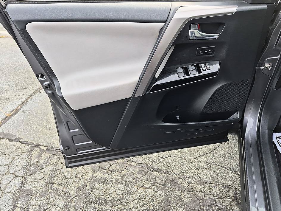 Used 2016 Magnetic Gray Metallic Toyota Limited image 12