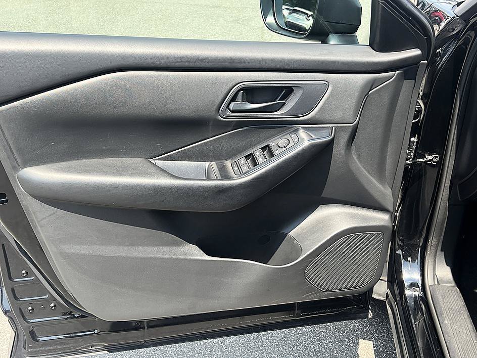 Used 2024 Super Black Nissan S image 19