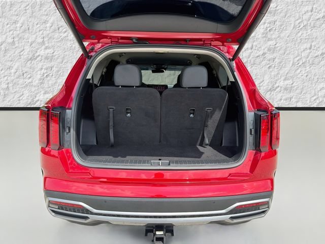 Used 2023 Runway Red Kia EX image 12