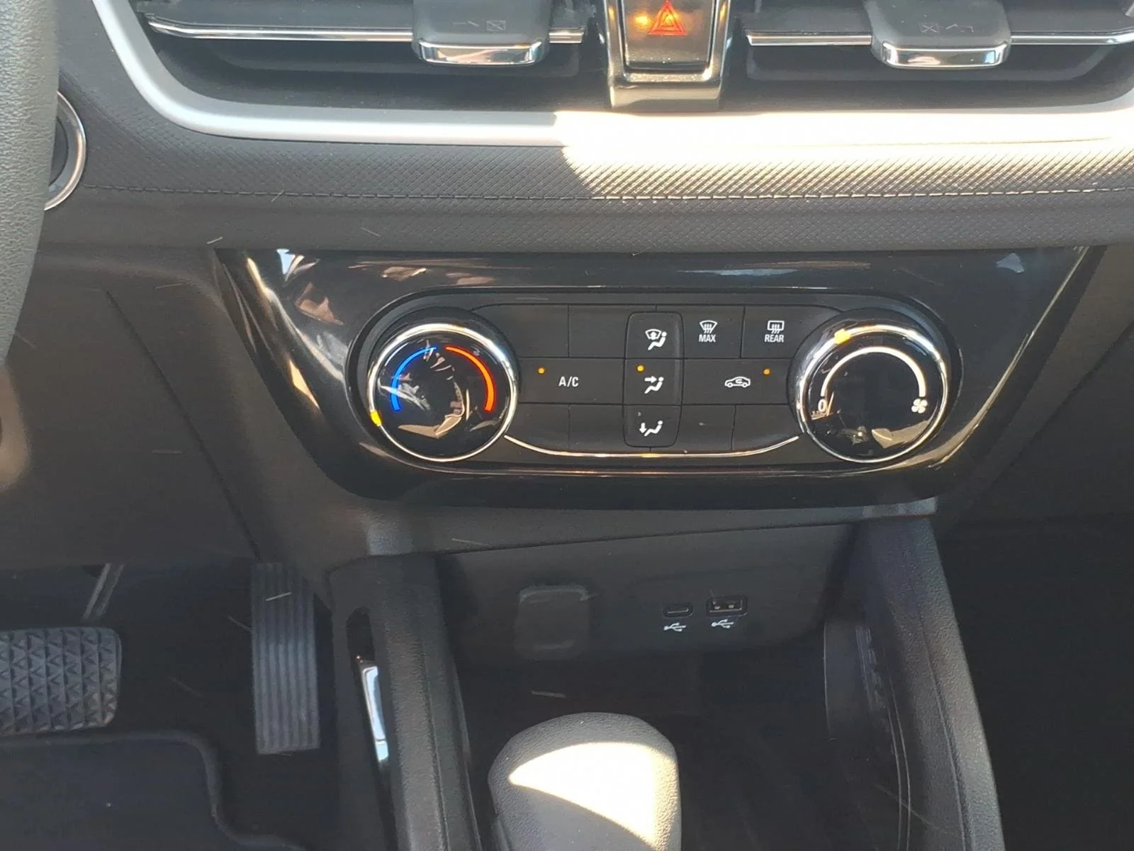 Used 2025 Black Metallic Chevrolet LT image 21