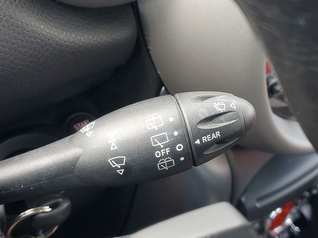 Used 2011 Black MINI Base image 23
