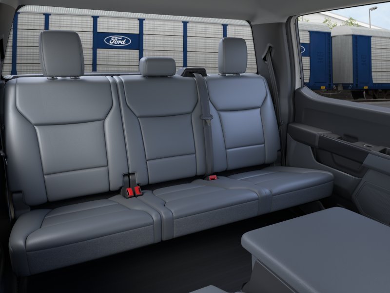 New 2026 Oxford White Ford XL image 11