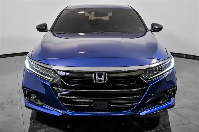Used 2021 Blue Honda Sport image 4