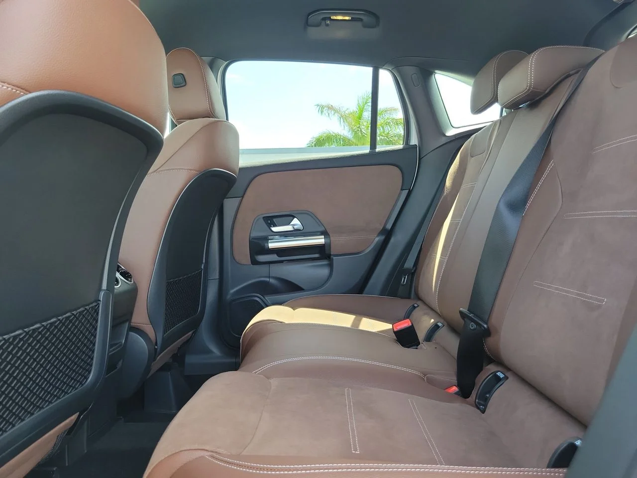 New 2026 Cirrus Silver Metallic Mercedes-Benz GLA 250 image 9