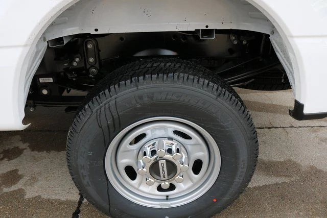 New 2026 Oxford White Ford F-250® XL image 23