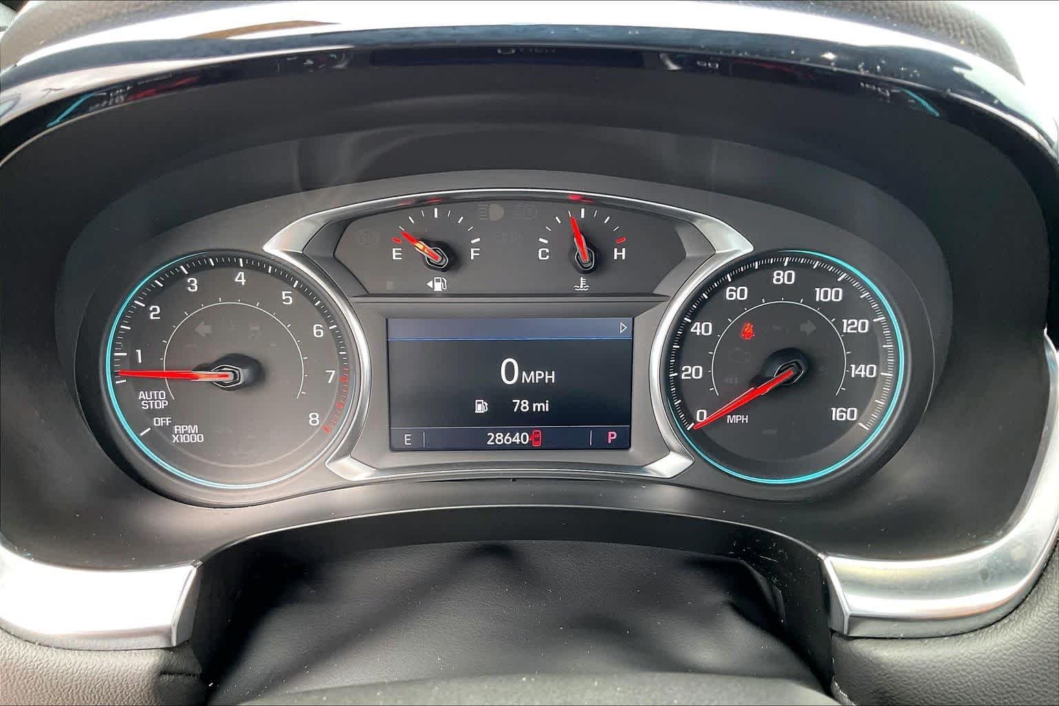 Used 2023 Summit White Chevrolet LT Cloth image 24