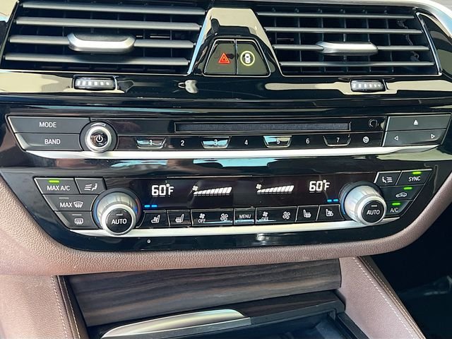 Used 2019 Black BMW 540i image 17
