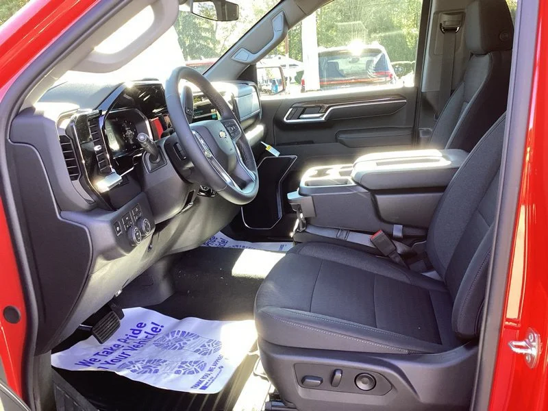 2026 Chevrolet Silverado 1500 LT - Photo 25