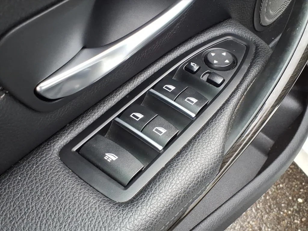 Used 2020 White BMW 440i xDrive image 14