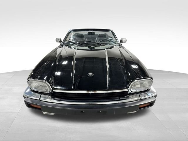 Used 1993  Jaguar Base image 23