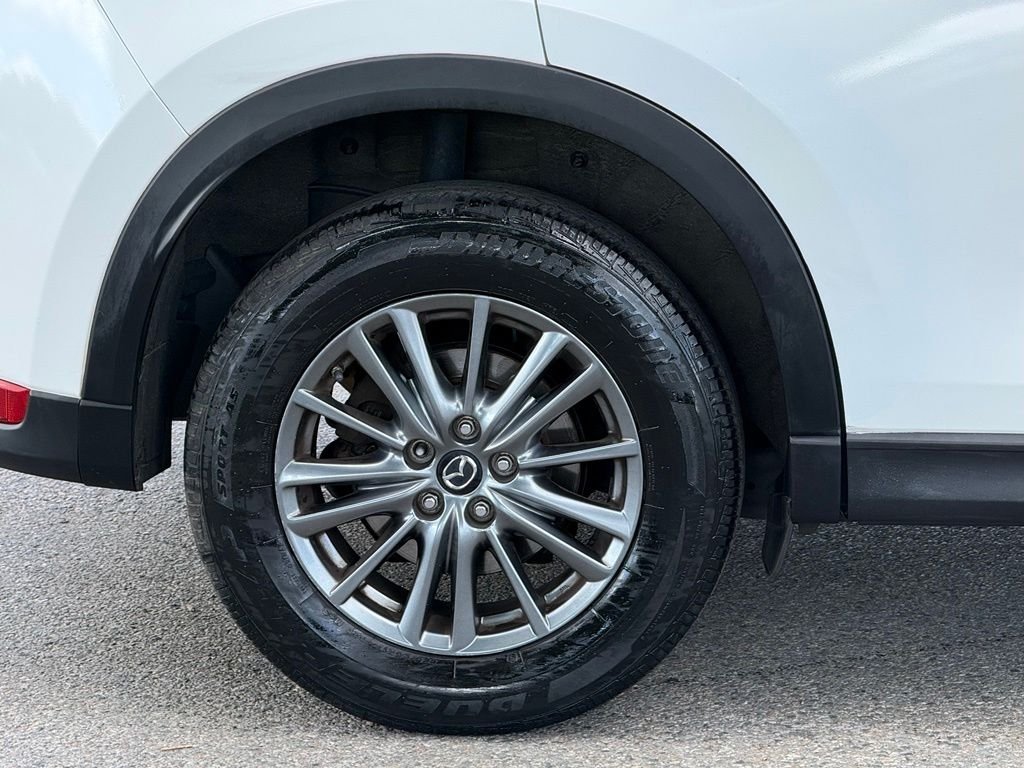 Used 2017 White Mazda Touring image 11