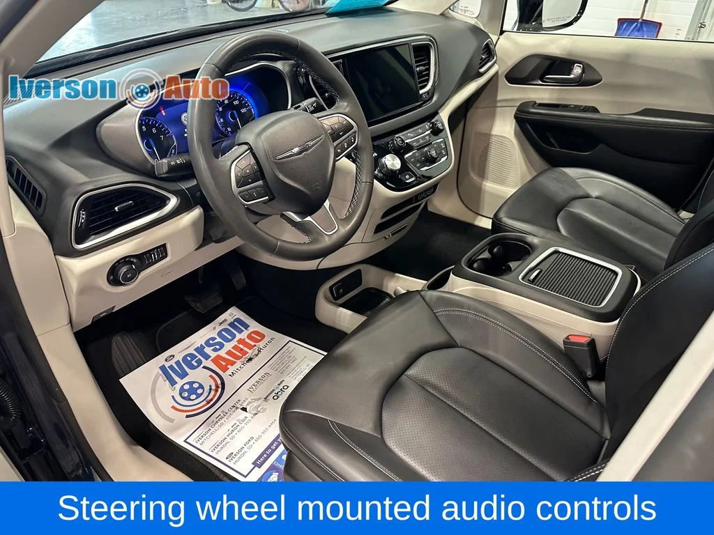 Used 2024 Blue Chrysler Touring L image 17