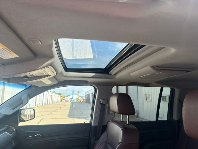 Used 2019 White Chevrolet Premier image 3