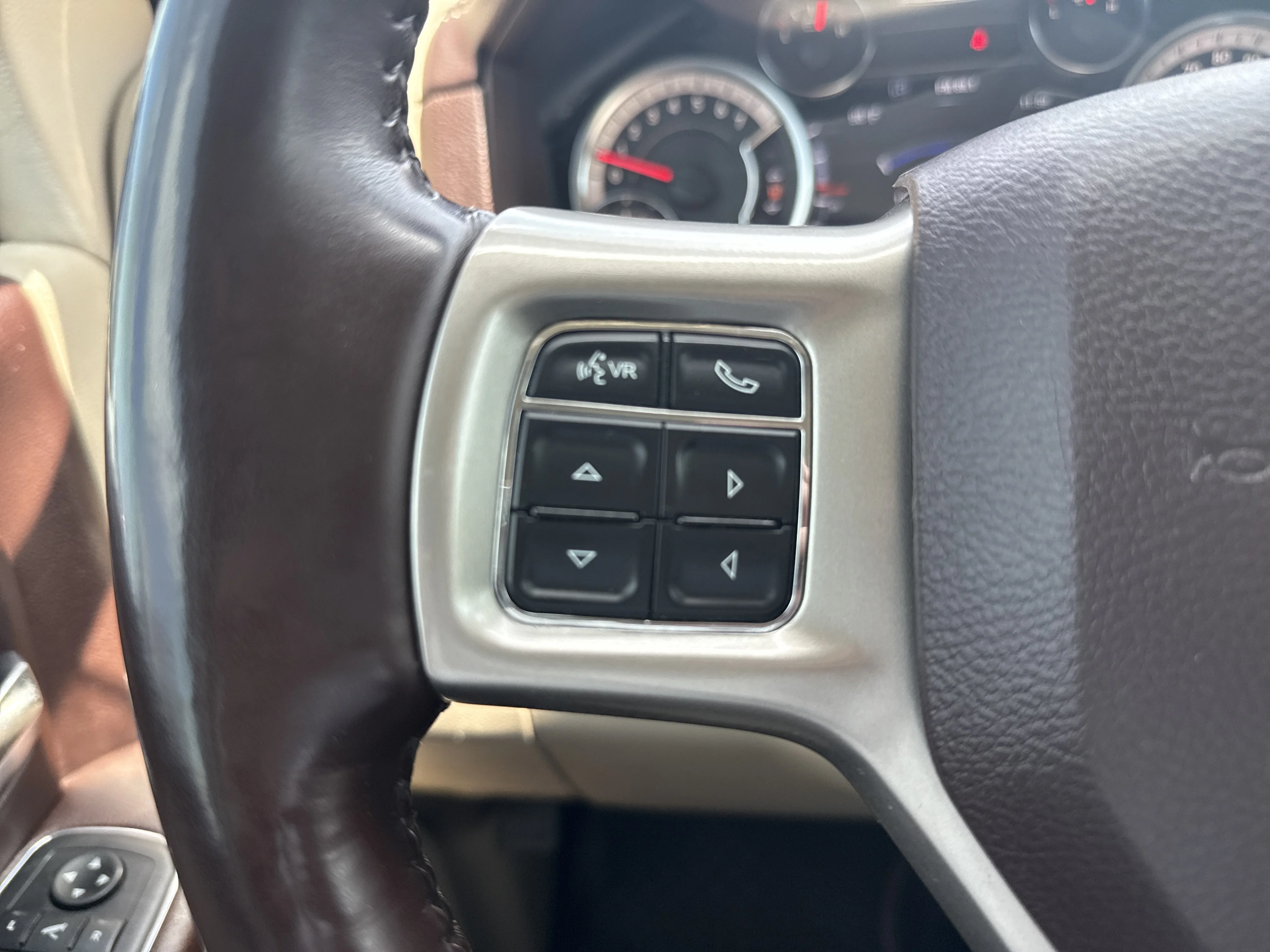 Used 2018 White Ram Laramie image 32