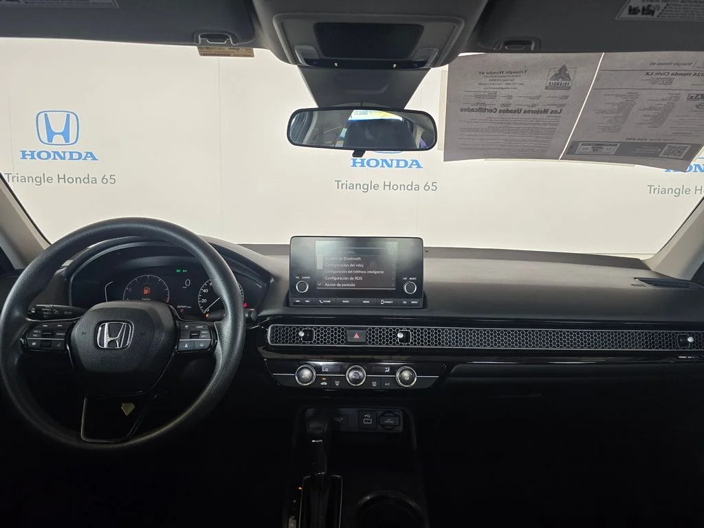 Used 2024  Honda LX image 6
