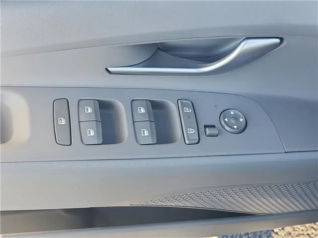 New 2026 Amazon Gray Hyundai SE image 11