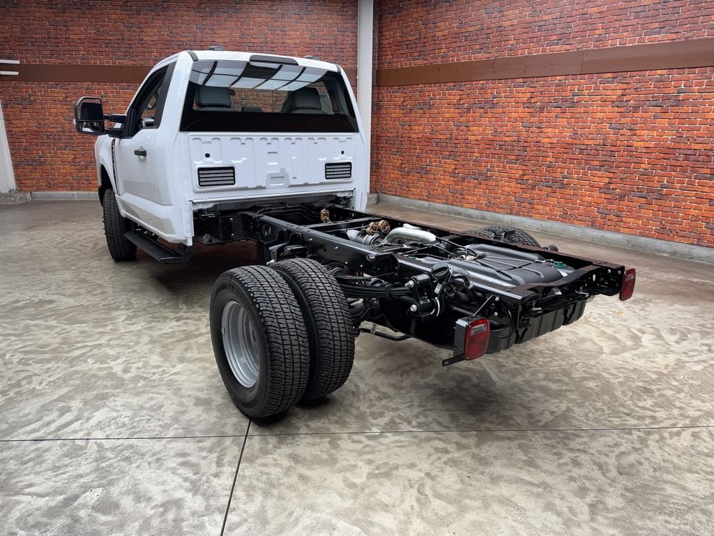 New 2026 White Ford XL image 3