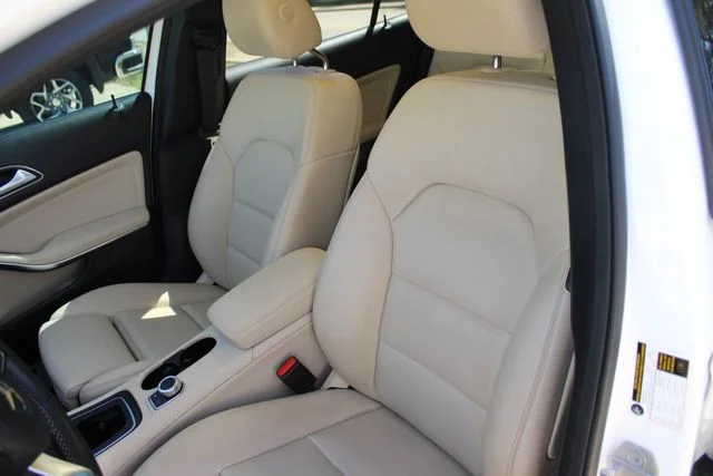Used 2020  Mercedes-Benz GLA 250 image 19