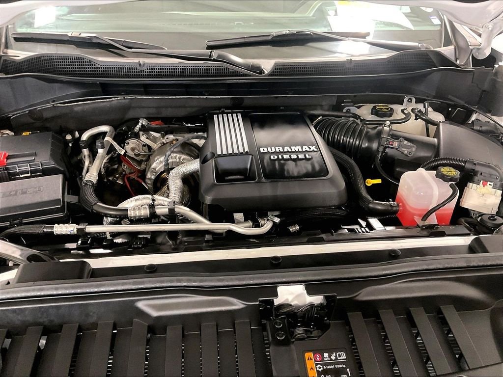 Used 2024 White Chevrolet ZR2 image 29
