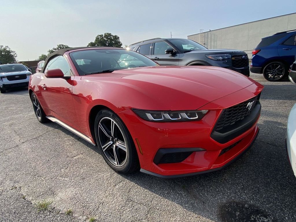 Used 2025 Race Red Ford EcoBoost Premium image 1