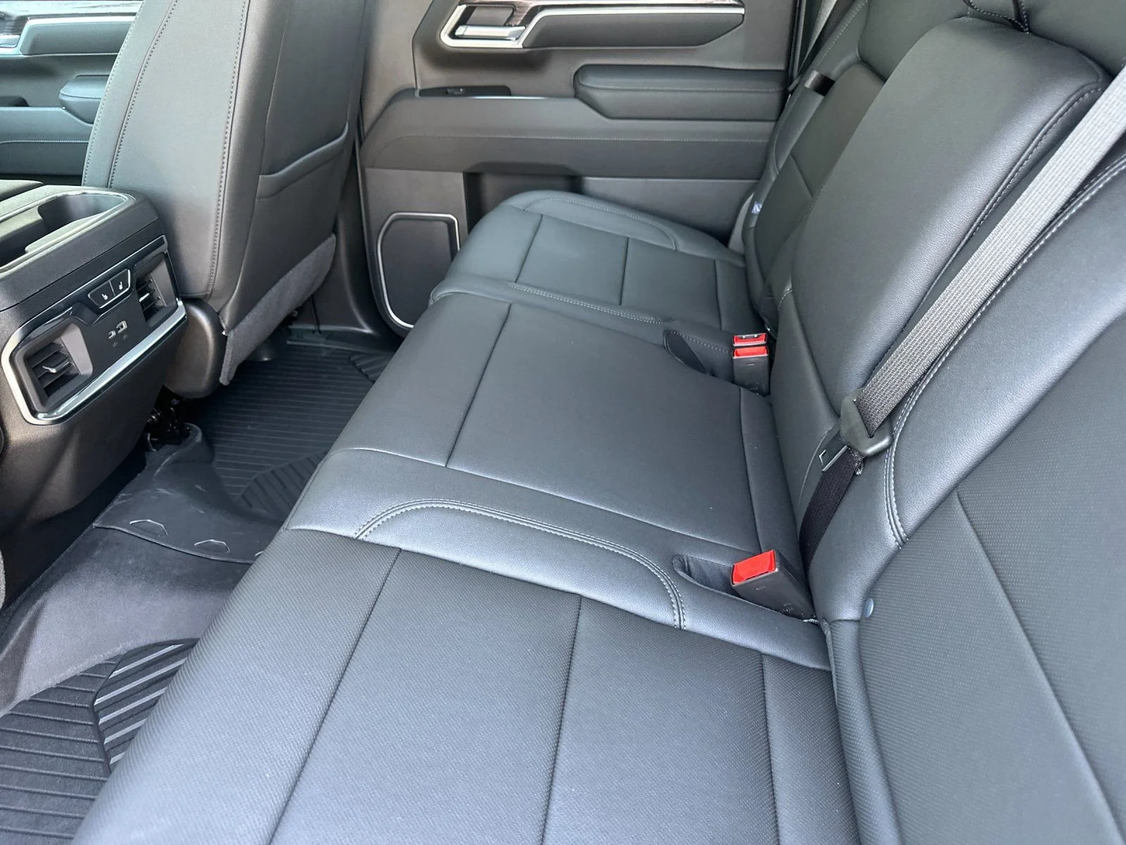 2026 Chevrolet Silverado 2500 HD LTZ - Photo 12