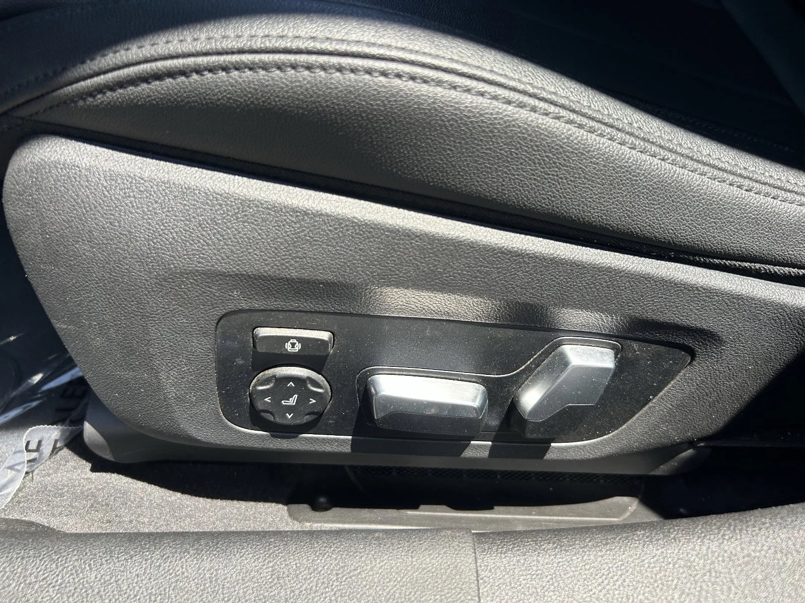 2019 BMW 3 Series 330i - Photo 25