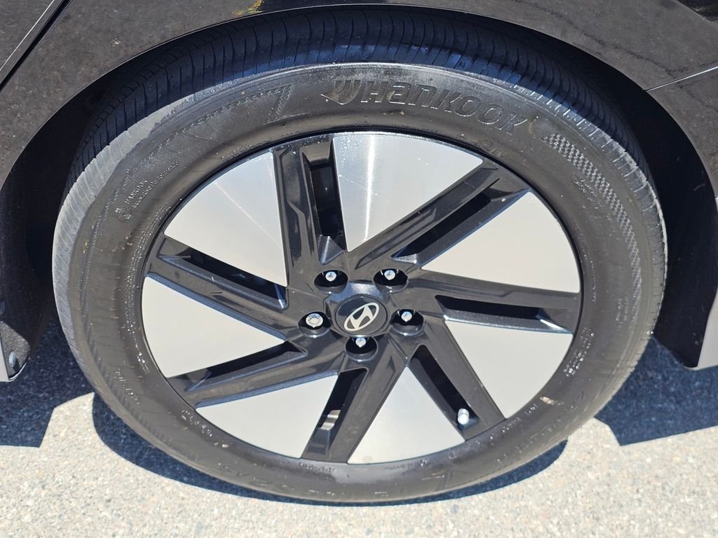 2024 Hyundai IONIQ 6 SE - Photo 9